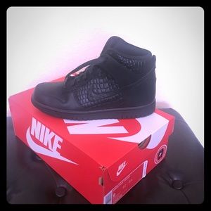 Nike high tops